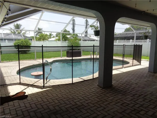 1320 Se 25th Ln, Cape Coral, Florida 33904