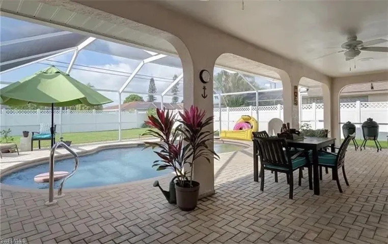 1320 Se 25th Ln, Cape Coral, Florida 33904