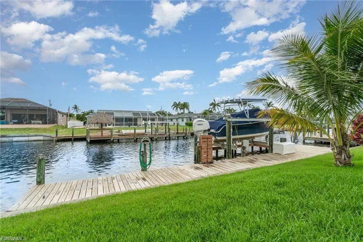 163 Sw 51st Ter, Cape Coral, Florida 33914