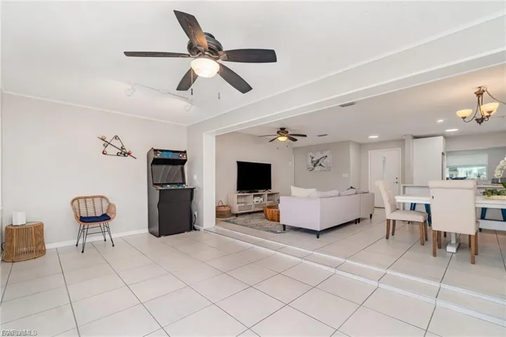 163 Sw 51st Ter, Cape Coral, Florida 33914