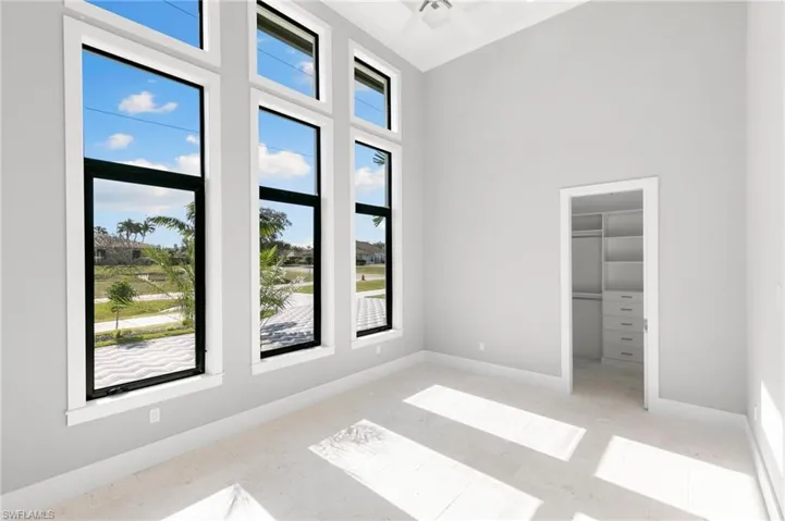 Bedroom/Office