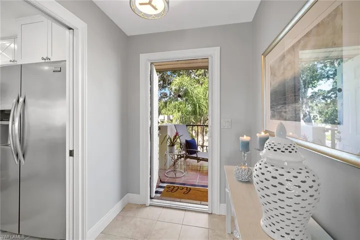 1538 Oyster Catcher Pt 1538c, Naples, Florida 34105
