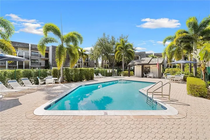 1538 Oyster Catcher Pt 1538c, Naples, Florida 34105