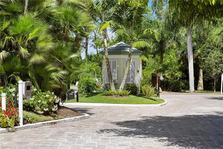 1538 Oyster Catcher Pt 1538c, Naples, Florida 34105