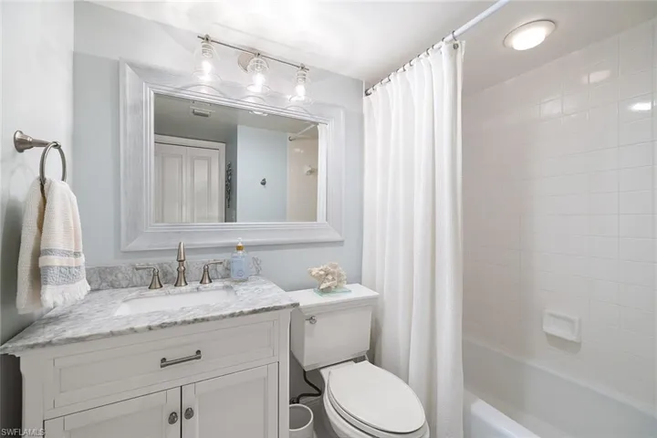 1538 Oyster Catcher Pt 1538c, Naples, Florida 34105