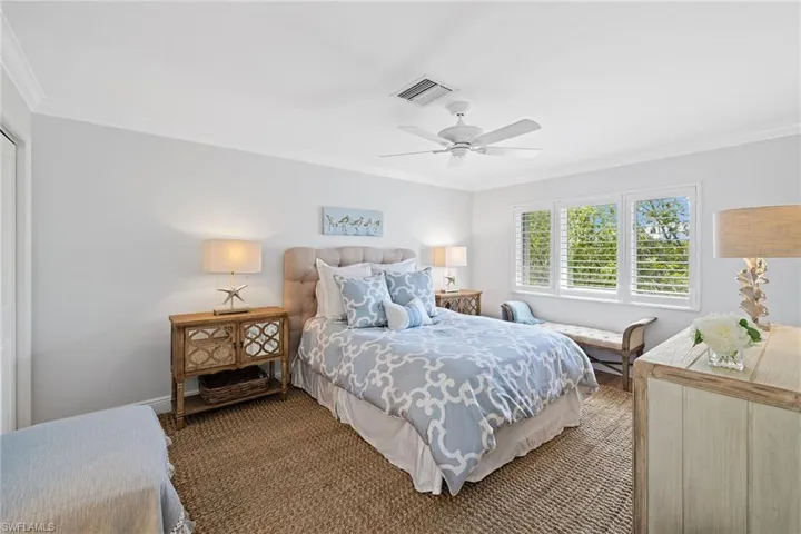 1538 Oyster Catcher Pt 1538c, Naples, Florida 34105