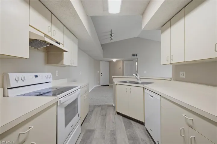 13605 Eagle Ridge Dr 1733, Fort Myers, Florida 33912