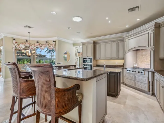 Breakfast Bar