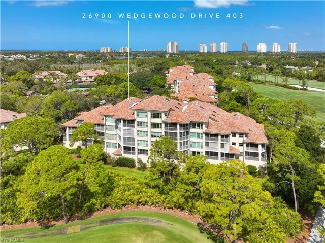 Bonita Bay is in a prime location, situated between Fort Myers and Naples in the heart of beautiful Bonita Springs!...