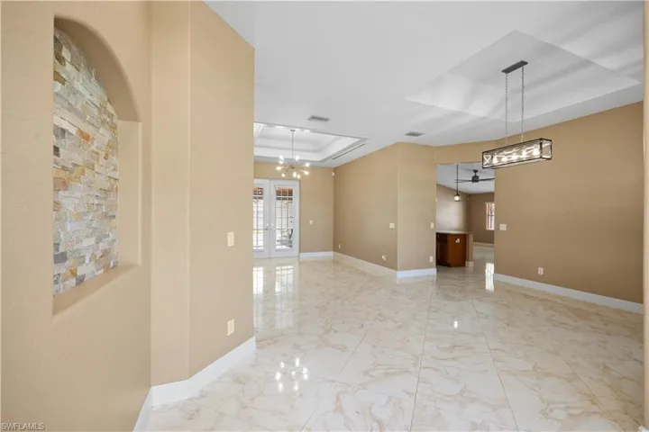 1813 Se 8th Ave, Cape Coral, Florida 33990