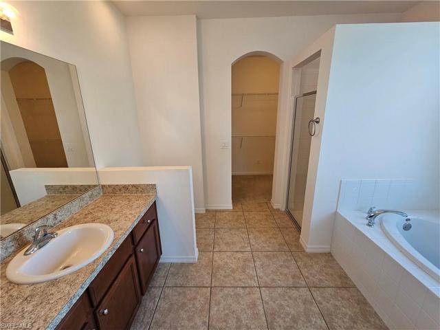 1922 SW 26th  TER, Cape Coral, FL 33914