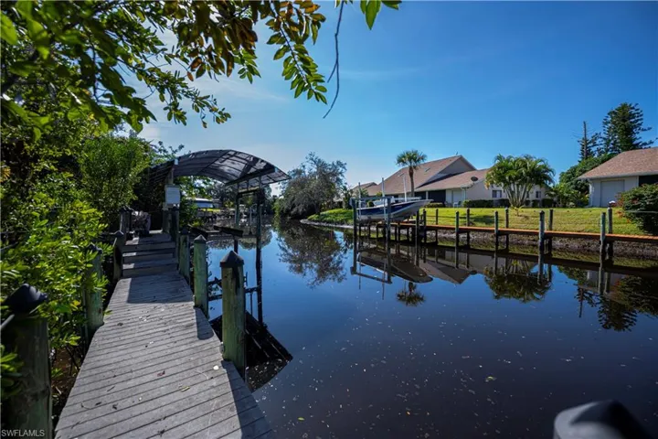 looking at composite extended dock looking down the canal