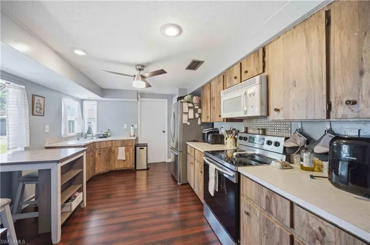 1389 Truval Ter, Port Charlotte, Florida 33952