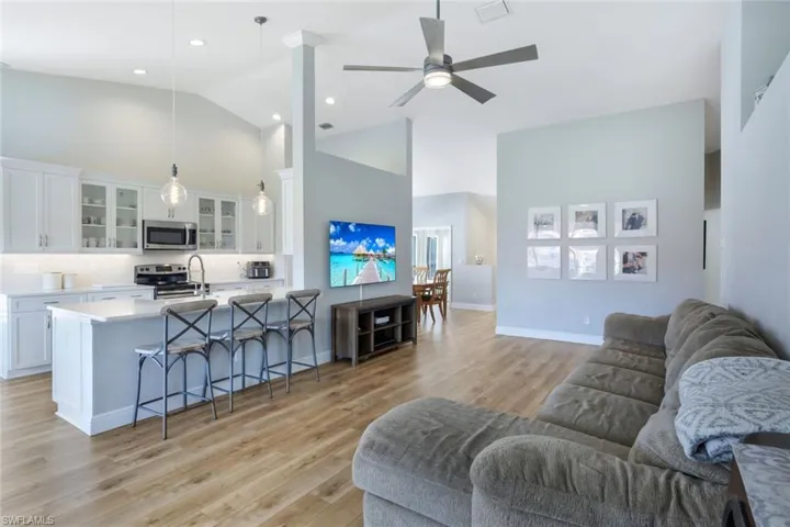 5220 Birmingham Dr # 202, Naples Fl 34110