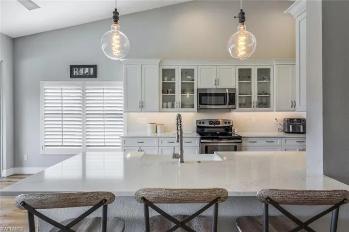 5220 Birmingham Dr # 202, Naples Fl 34110