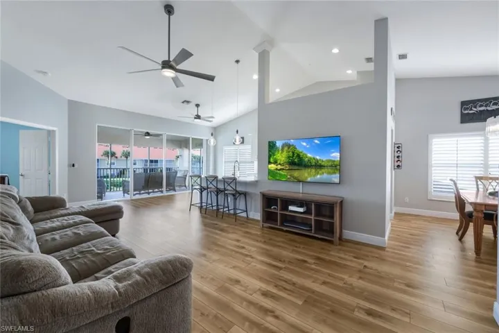 5220 Birmingham Dr # 202, Naples Fl 34110