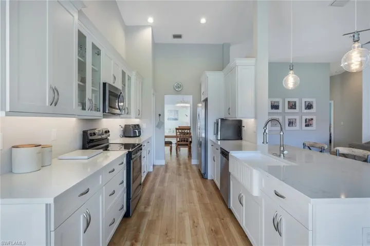 5220 Birmingham Dr # 202, Naples Fl 34110