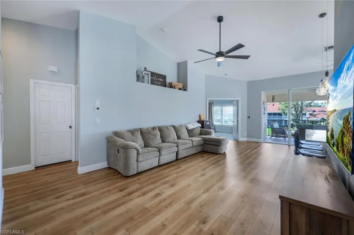 5220 Birmingham Dr # 202, Naples Fl 34110