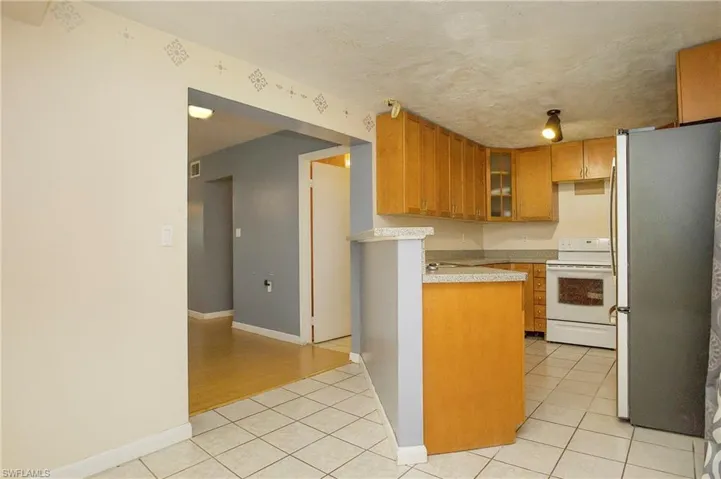 712  Camellia  DR, North Fort Myers, FL 33903