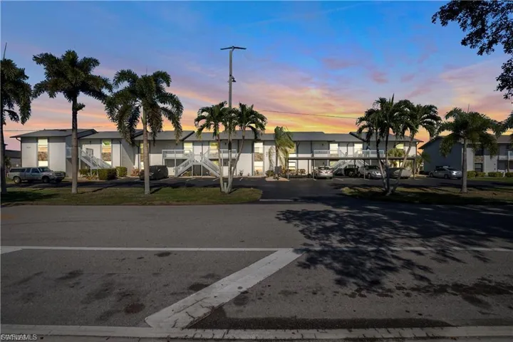 1521 Sw 47th Ter 204, Cape Coral, Florida 33914