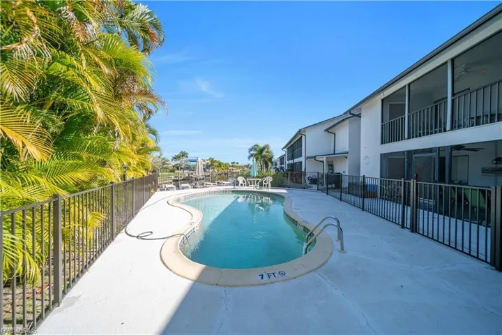 1521 Sw 47th Ter 204, Cape Coral, Florida 33914