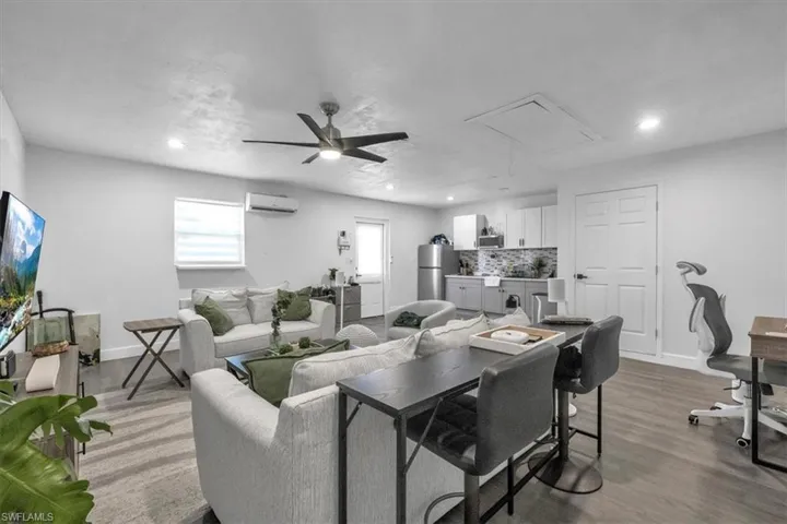323  Hollywood  ST, Lehigh Acres, FL 33936