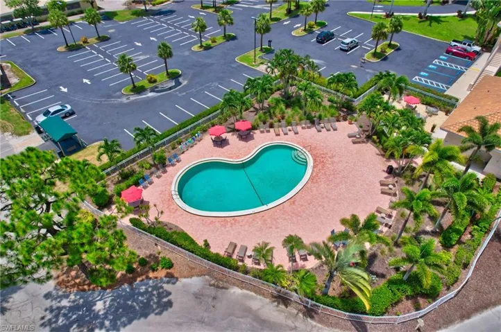 Club House Pool
