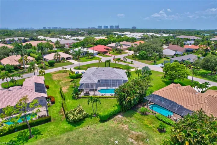 Rear of property faces the golf course