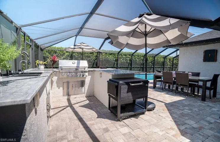 19 13th Pl, Cape Coral, Florida 33993
