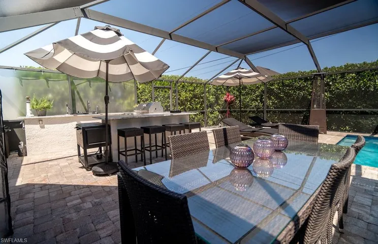 19 13th Pl, Cape Coral, Florida 33993