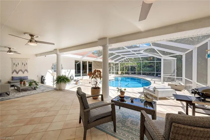 2943 Valencia Way, Fort Myers, Florida 33901
