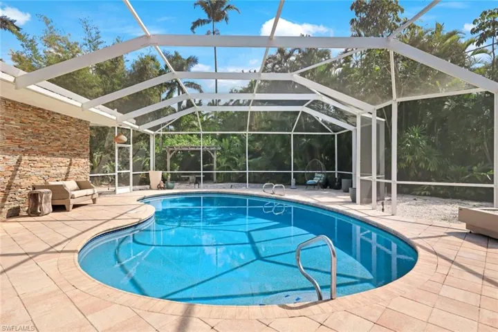 2943 Valencia Way, Fort Myers, Florida 33901