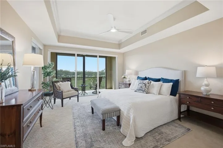 560 El Camino Real # 1202, Naples, Florida 34119