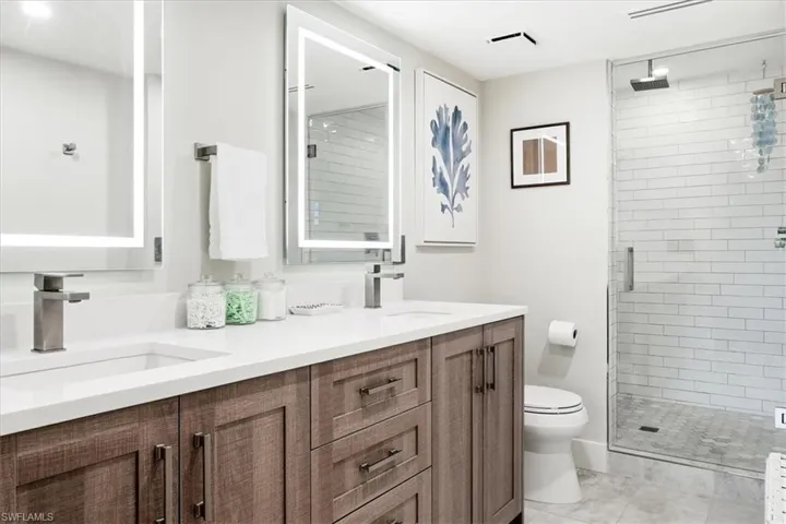 3219 Horse Carriage Way 303, Naples, Florida 34105