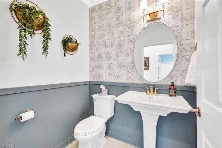 Charming powder room.
