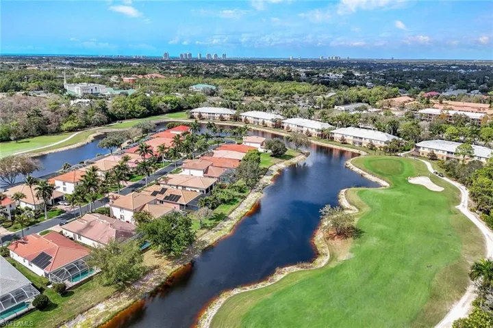 The perfect setting within the Spanish Wells community!