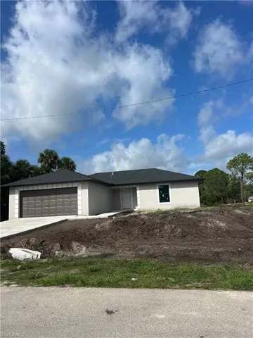 2104 W 13th  ST, Lehigh Acres, FL 33972