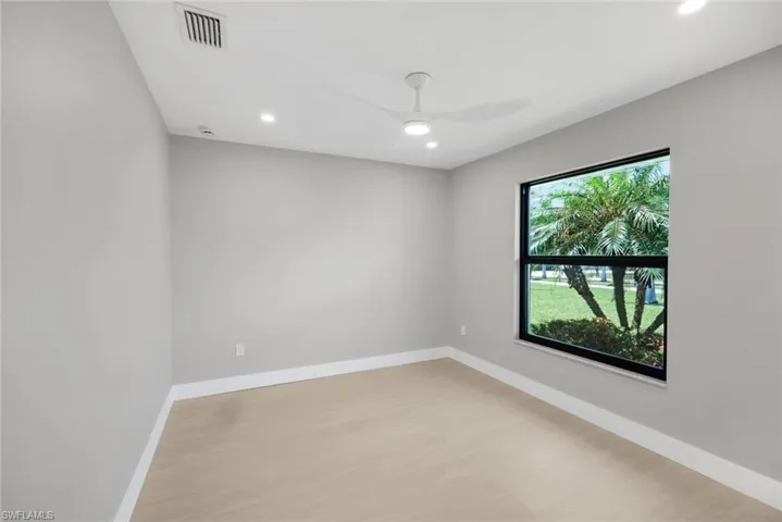 Third bedroom.