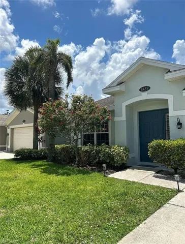 8439 Hollow Brook Cir, Naples, Florida 34119