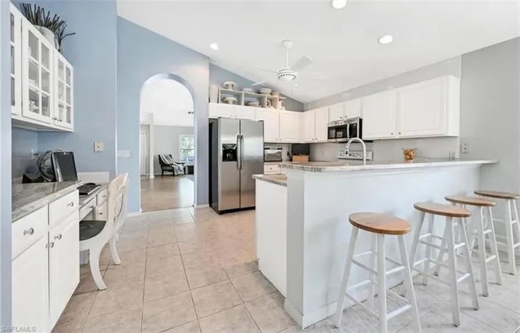 8439 Hollow Brook Cir, Naples, Florida 34119