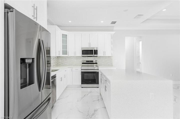 4325  47th NE AVE, Naples, FL 34120