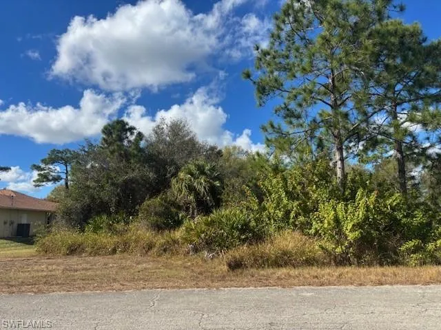 611 Highland Ave, Lehigh Acres, Florida 33972