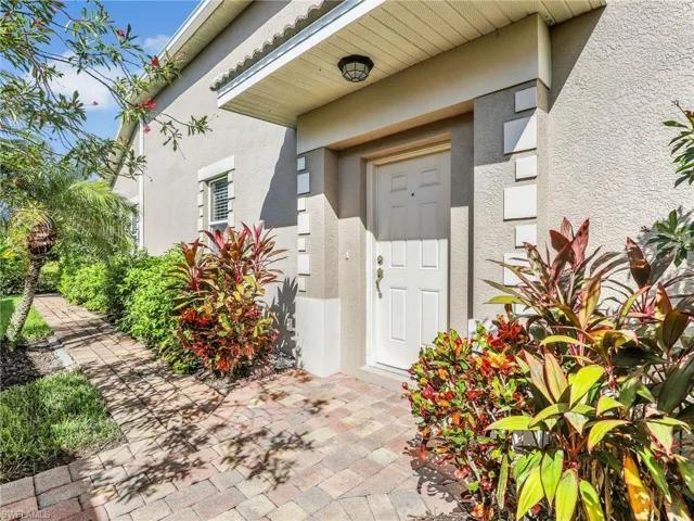 Front Door Side Entry