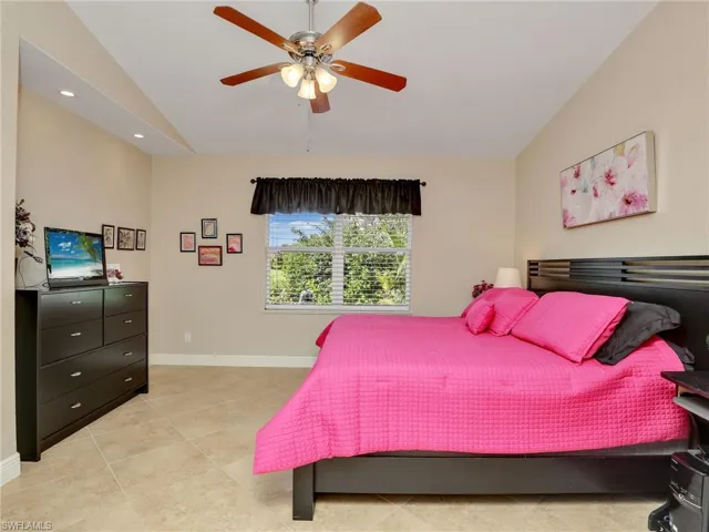 Cathedral Ceiling - Large & Bright