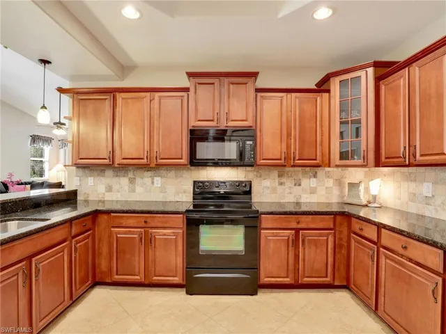 Spacious Kitchen