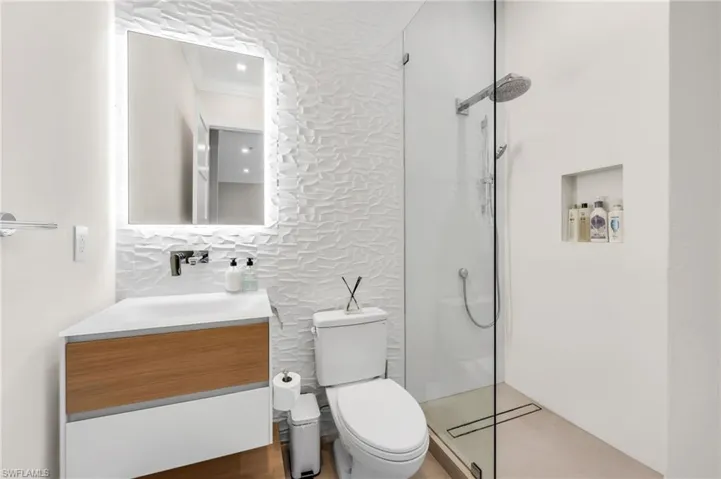 6th bathroom
