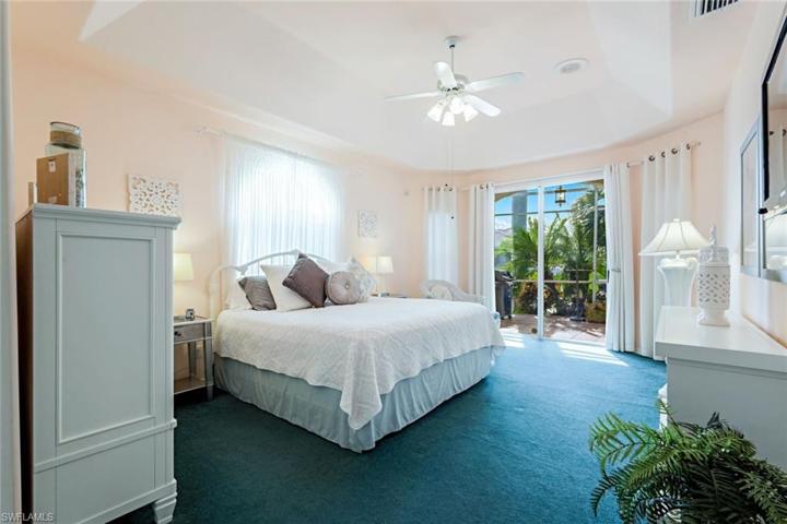 2001 SE 20th LN, CAPE CORAL FL 33990