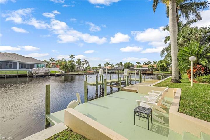 2001 SE 20th LN, CAPE CORAL FL 33990
