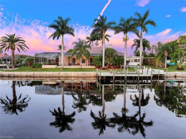 2001 SE 20th LN, CAPE CORAL FL 33990