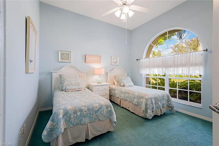 2001 SE 20th LN, CAPE CORAL FL 33990